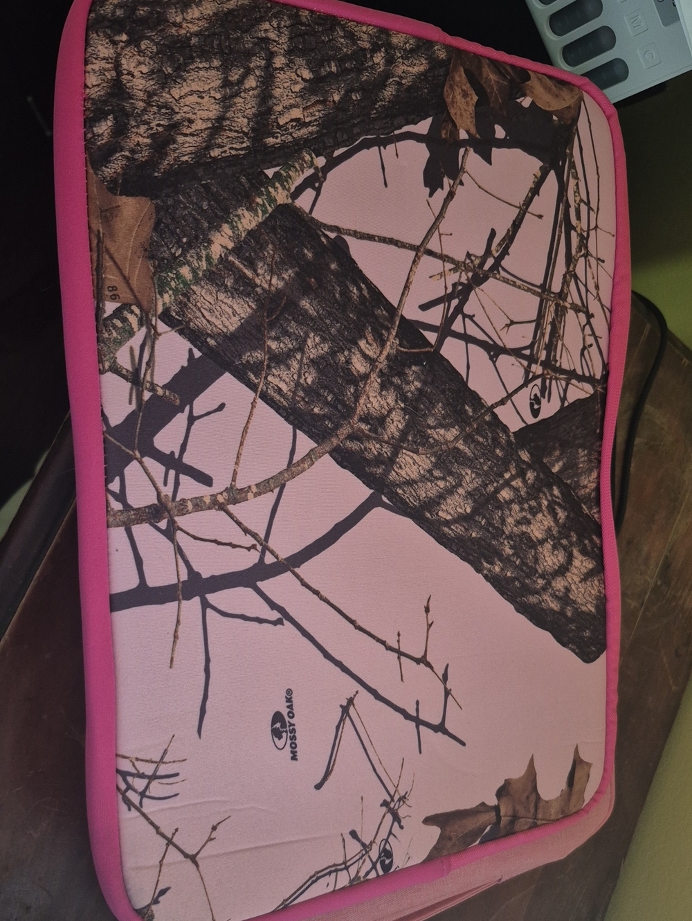 Mossy Oak Pink Camo Laptop sleeve  with Tree-Branch Pattern